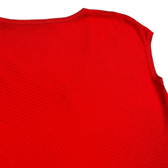 BCBGMaxAzria Knit Sweater Vest. V-Neck. Red Size Medium #1272 - Picture 2 of 8